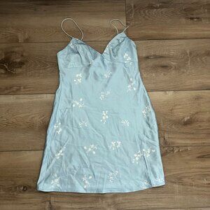 Princess polly floral dress, size 4, light blue
